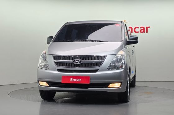 Hyundai Starex 12-Seater Wagon CVX Deluxe — пробег 249 211 км — фото 3 из 5