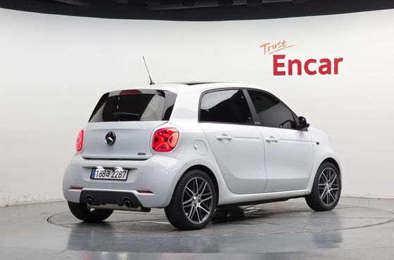 Smart Forfour 0.9 Brabus — пробег 48 773 км — фото 2 из 5