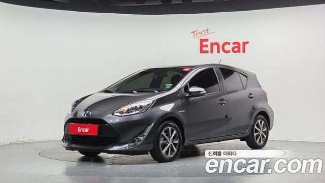 Toyota Prius из Кореи Encar