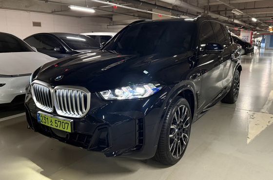 BMW X5 xDrive 40i M Sport — пробег 700 км — фото 2 из 5