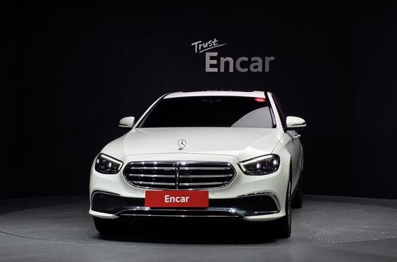 Mercedes-Benz E-Class E350 4MATIC Exclusive — пробег 98 759 км — фото 3 из 5