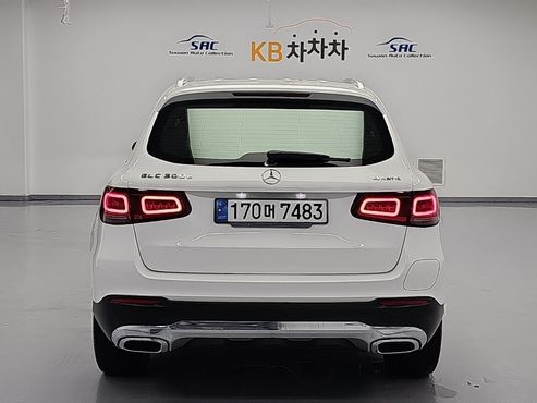 Mercedes-Benz GLC-Class GLC300e 4MATIC — пробег 25 899 км — фото 3 из 5