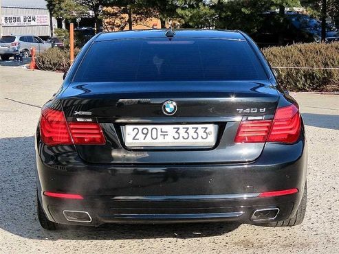 BMW 7-Series 740d — пробег 160 951 км — фото 4 из 5