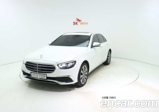 Mercedes-Benz E-Class E350 4MATIC Exclusive — пробег 53 628 км — фото 1 из 5