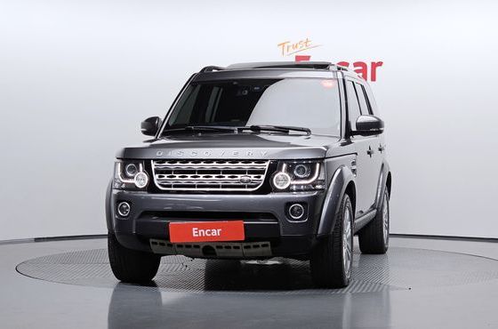 Land Rover Discovery 3.0 SDV6 HSE — пробег 332 728 км — фото 3 из 5