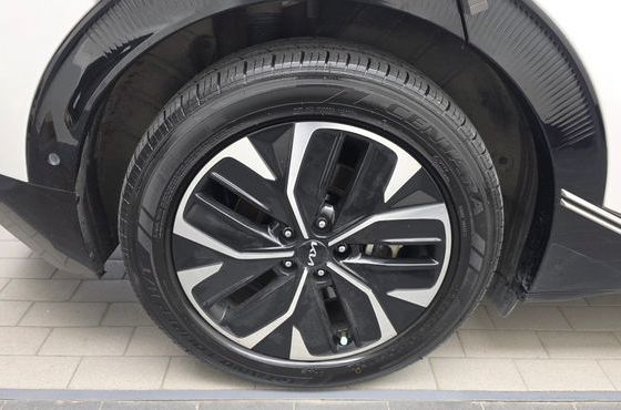 Kia EV6 Long Range 4WD Earth — пробег 94 354 км — фото 5 из 5