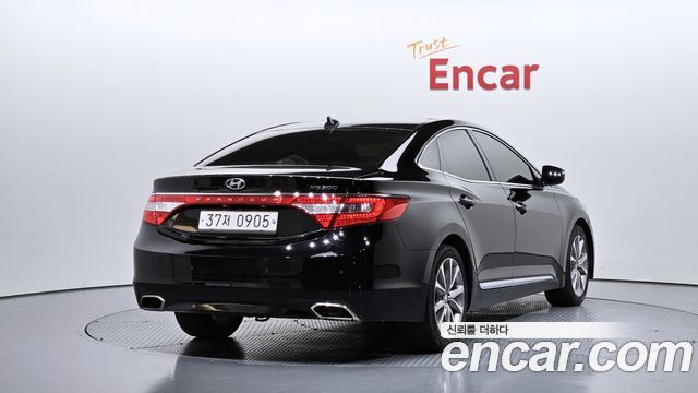 Hyundai Grandeur HG300 Premium Collection — пробег 201 586 км — фото 2 из 5