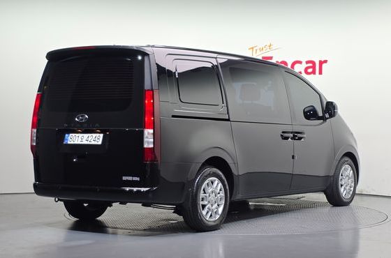 Hyundai Staria Cargo 5-Seater Modern — пробег 59 587 км — фото 2 из 5