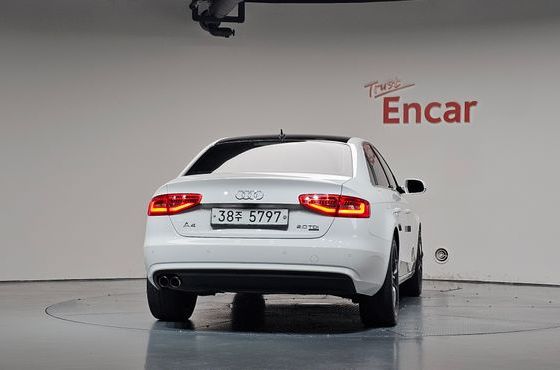 Audi A4 2.0 TDI dynamic B8 — пробег 149 240 км — фото 4 из 5