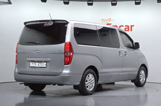 Hyundai Starex 12-Seater Wagon Modern — пробег 189 677 км — фото 2 из 5