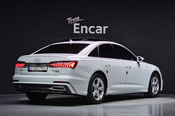 Audi A6 45 TFSI — пробег 68 804 км — фото 2 из 5
