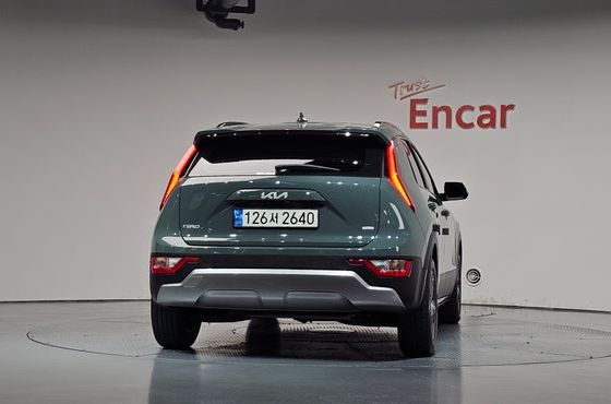 Kia Niro Prestige — пробег 90 399 км — фото 4 из 5