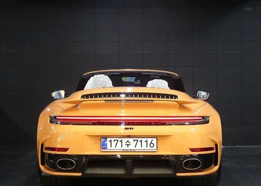 Porsche 911 Turbo S Cabriolet — пробег 15 км — фото 3 из 5