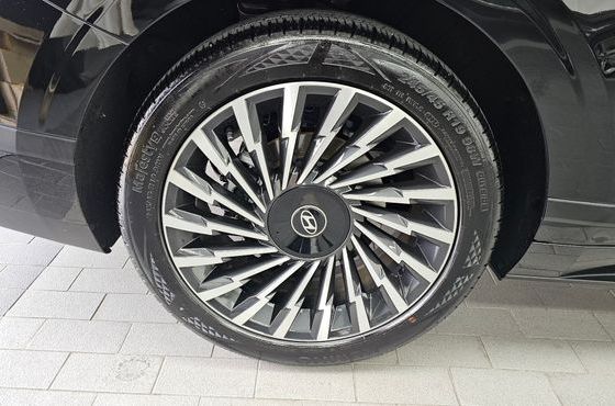 Hyundai Grandeur Calligraphy — пробег 9 764 км — фото 5 из 5