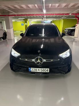 Mercedes-Benz GLC-Class GLC300 4MATIC AMG Line — пробег 33 000 км — фото 1 из 5