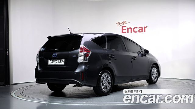 Toyota Prius 1.8 — пробег 21 186 км — фото 2 из 5