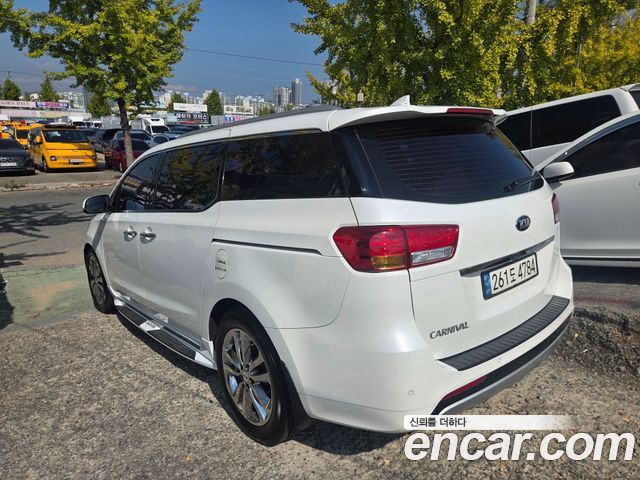 Kia Carnival Gasoline 9-seater Noblesse — пробег 229 226 км — фото 2 из 5