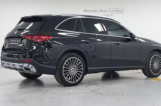 Mercedes-Benz GLC-Class GLC 300 4MATIC Avantgarde — пробег 4 348 км — фото 2 из 5