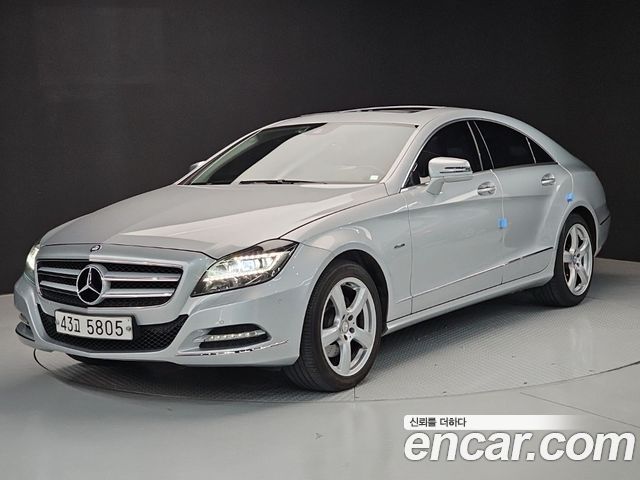 Mercedes-Benz CLS-Class CLS350 BlueEFFICIENCY — пробег 71 290 км — фото 1 из 5