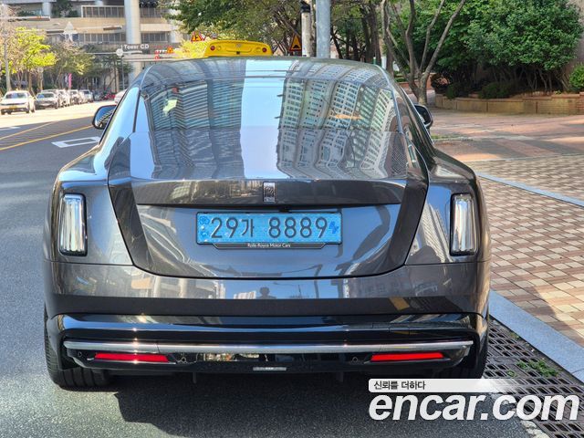 Rolls-Royce Spectre Coupe — пробег 6 149 км — фото 4 из 5