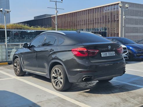 BMW X6 xDrive 40d — пробег 165 075 км — фото 4 из 5