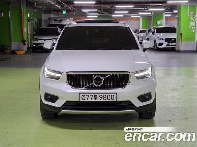 Volvo XC40 T4 Inscription — пробег 59 497 км — фото 2 из 5