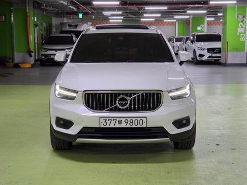 Volvo XC40 T4 Inscription — пробег 59 497 км — фото 2 из 5