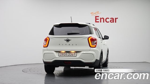 Ssangyong TIBOLI из Кореи Encar