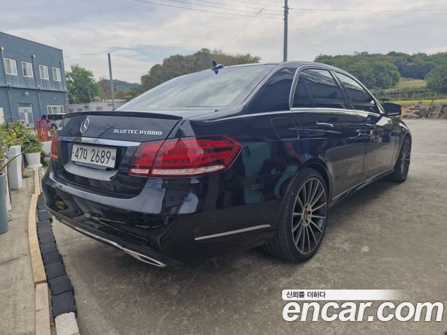 Mercedes-Benz E-Class E300 Bluetec hybird — пробег 184 500 км — фото 2 из 5