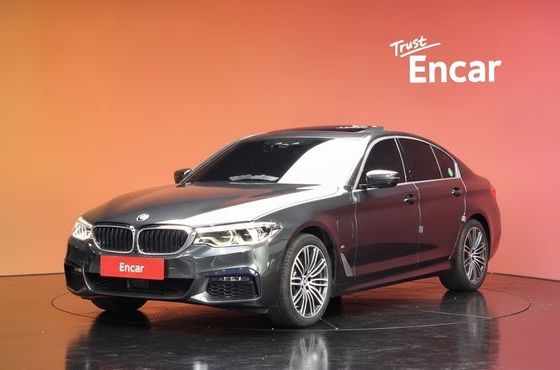 BMW 5-Series 530e M Sport — пробег 81 475 км — фото 1 из 5