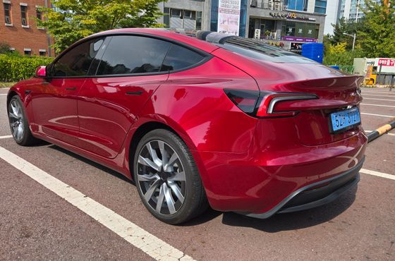 Tesla Model 3 Long Range AWD — пробег 76 129 км — фото 2 из 5