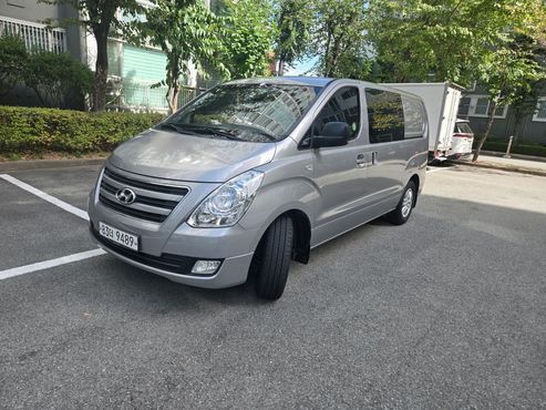Hyundai Starex 5-Seater VAN CVX Luxury — пробег 213 473 км — фото 2 из 5