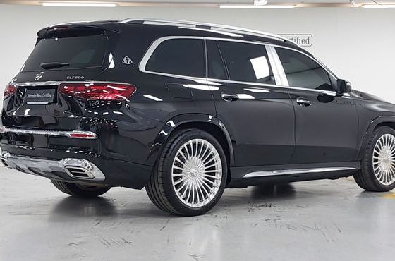 Mercedes-Benz GLS-Class Maybach GLS600 4MATIC — пробег 12 510 км — фото 2 из 5