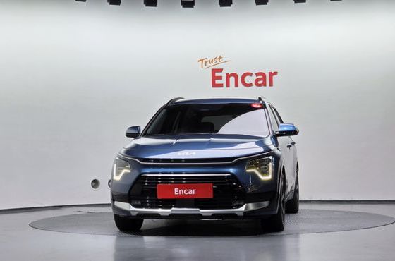 Kia Niro Signature — пробег 18 438 км — фото 3 из 5