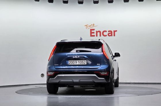 Kia Niro Signature — пробег 18 438 км — фото 4 из 5