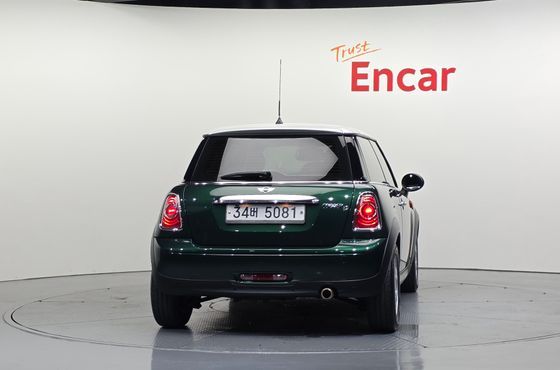 Mini Cooper Special Edition Second Generation — пробег 136 287 км — фото 4 из 5