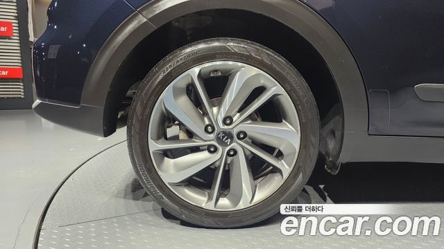 Kia Niro Prestige — пробег 121 496 км — фото 5 из 5