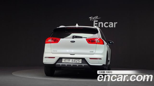 Kia Niro из Кореи Encar