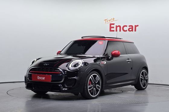 Mini Cooper JCW 3rd Generation — пробег 66 426 км — фото 1 из 5