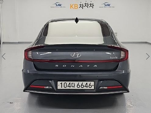 Hyundai Sonata Premium — пробег 117 084 км — фото 3 из 5