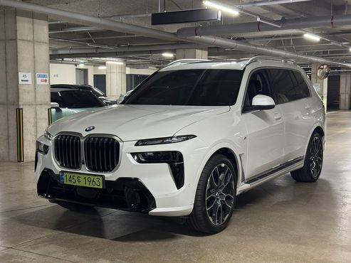 BMW X7 xDrive 40i M Sport 6STR — пробег 11 094 км — фото 1 из 5