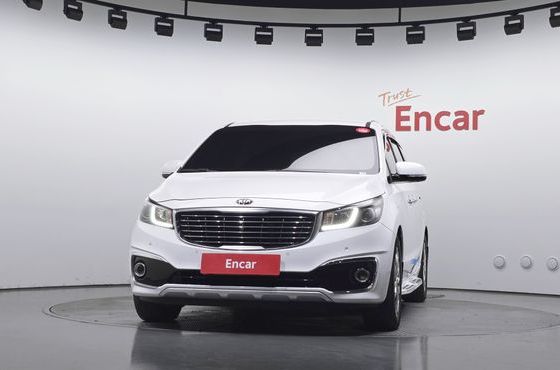 Kia Carnival 9-seater Prestige — пробег 105 395 км — фото 3 из 5