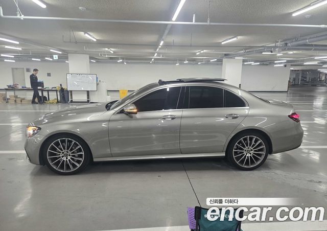 Mercedes-Benz E-Class E350 4MATIC Exclusive — пробег 76 137 км — фото 2 из 5