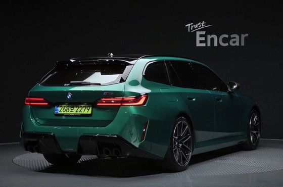 BMW M5 M5 Touring — пробег 5 031 км — фото 2 из 5