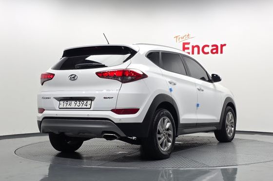 Hyundai Tucson Diesel 1.7 2WD Modern — пробег 96 483 км — фото 2 из 5