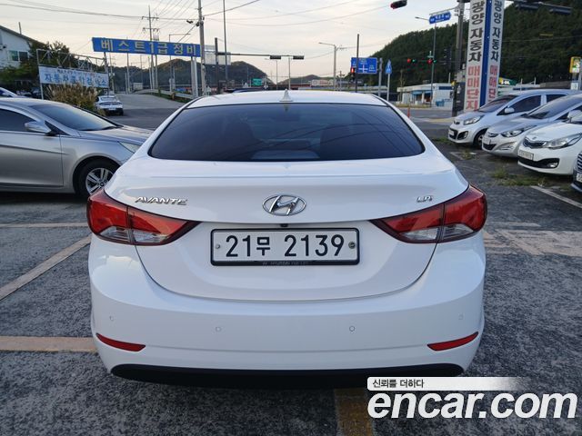 Hyundai AVANTE из Кореи Encar