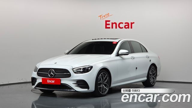 Mercedes-Benz E-Class E220d 4MATIC AMG Line — пробег 30 913 км — фото 1 из 5