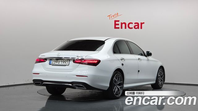 Mercedes-Benz E-Class E220d 4MATIC AMG Line — пробег 30 913 км — фото 2 из 5