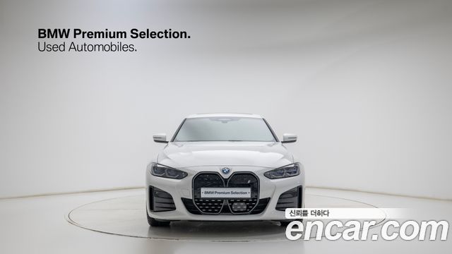 BMW i4 eDrive40 M Sports Pro — пробег 20 300 км — фото 3 из 5