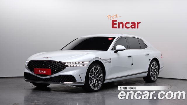 Genesis G90 Gasoline 3.5 Turbo e-S/C AWD — пробег 28 530 км — фото 1 из 5